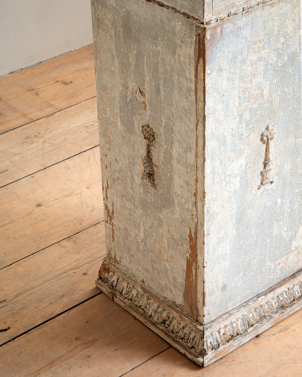 19th c, Empire Pedestals
