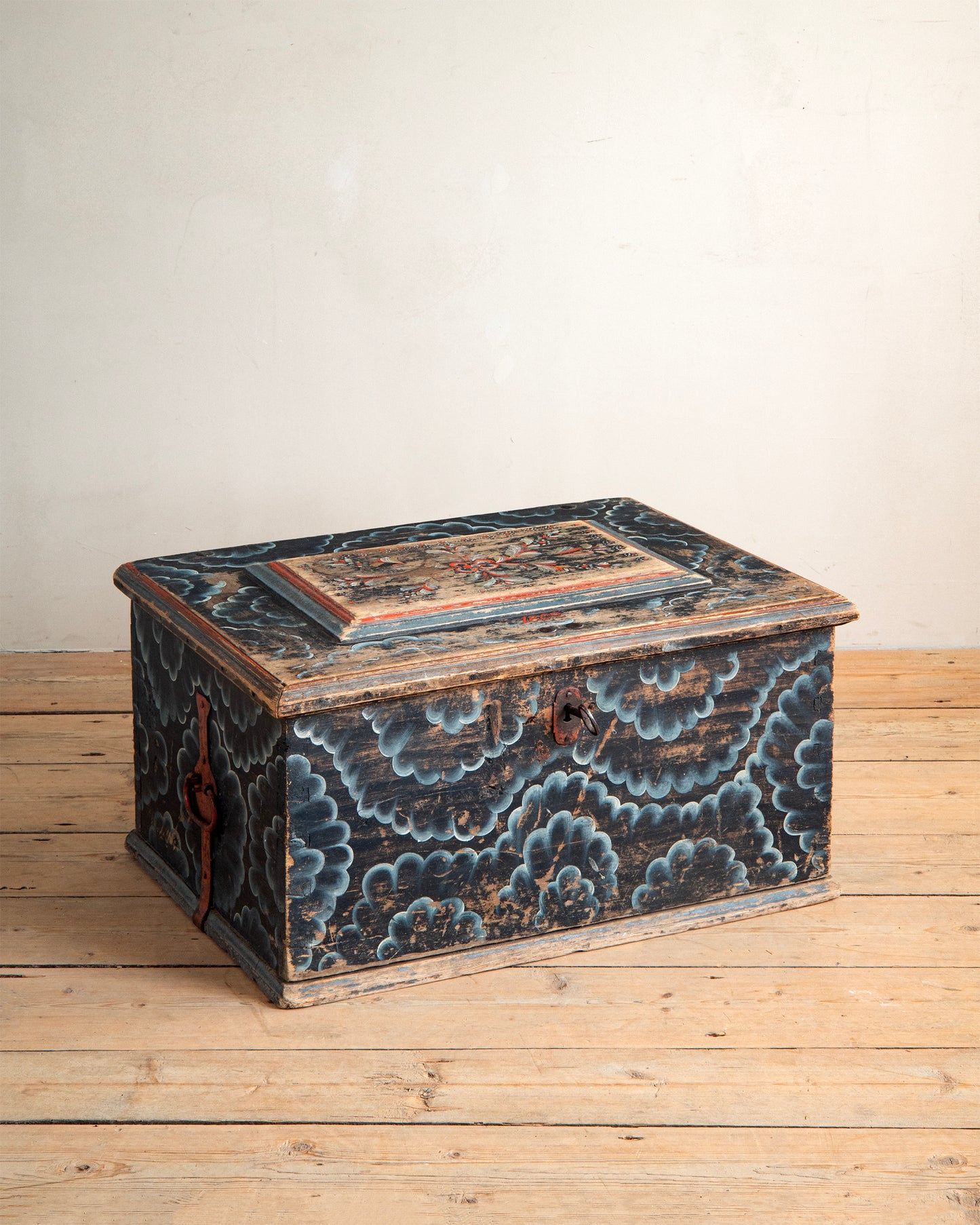 19th c, Folk Art Chest