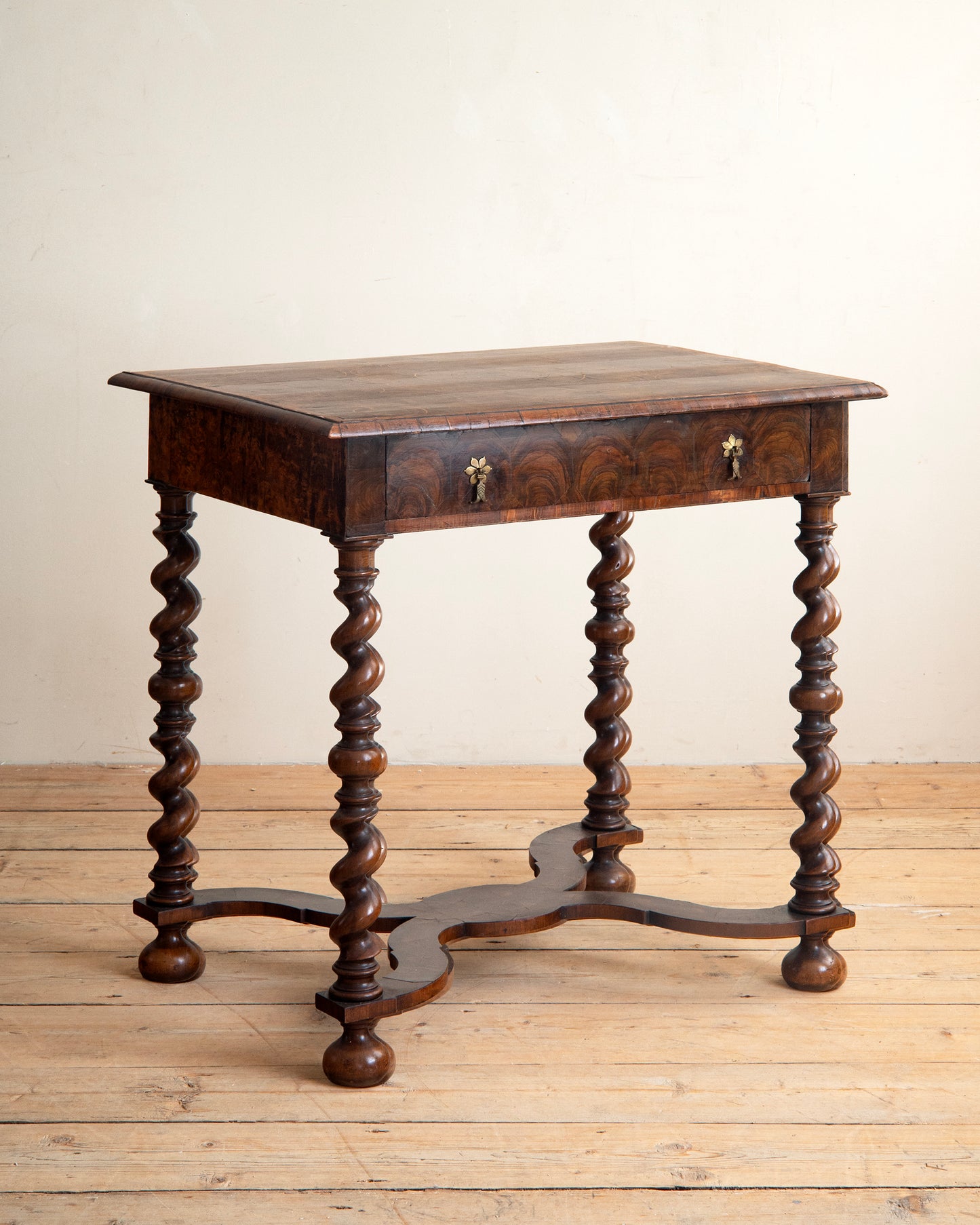 18th c, Oyster Console Table