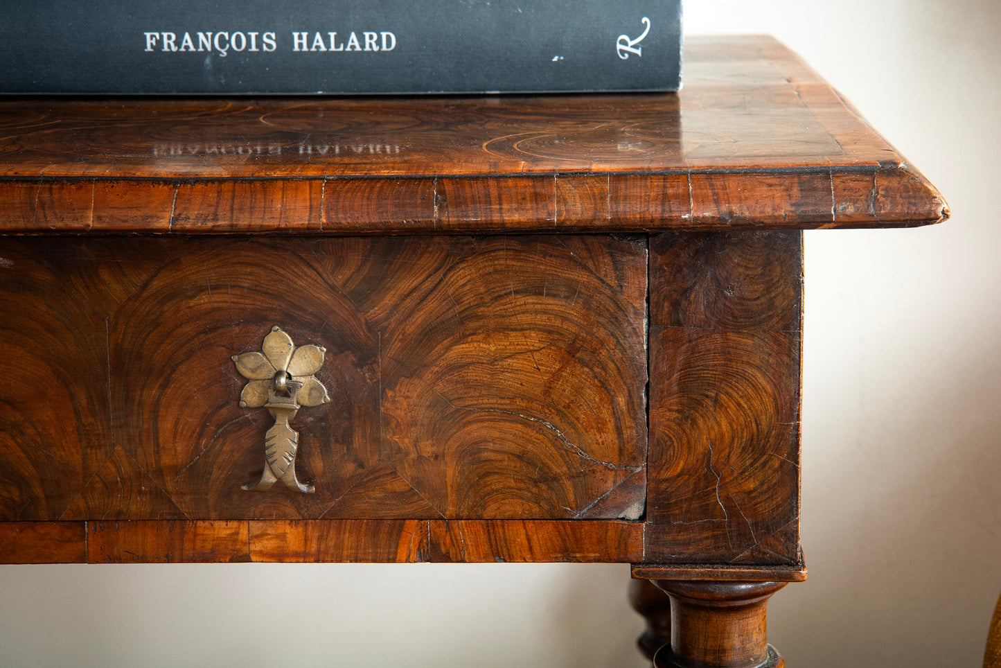 18th c, Oyster Console Table