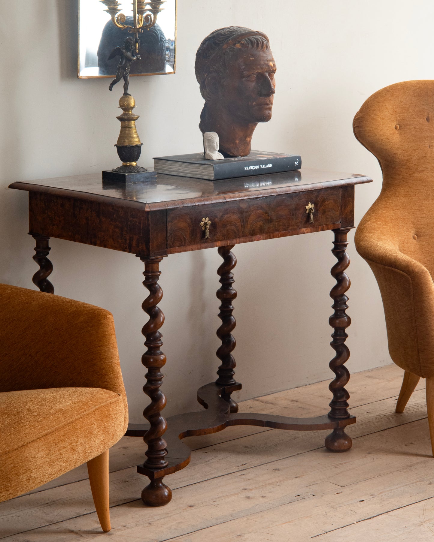 18th c, Oyster Console Table