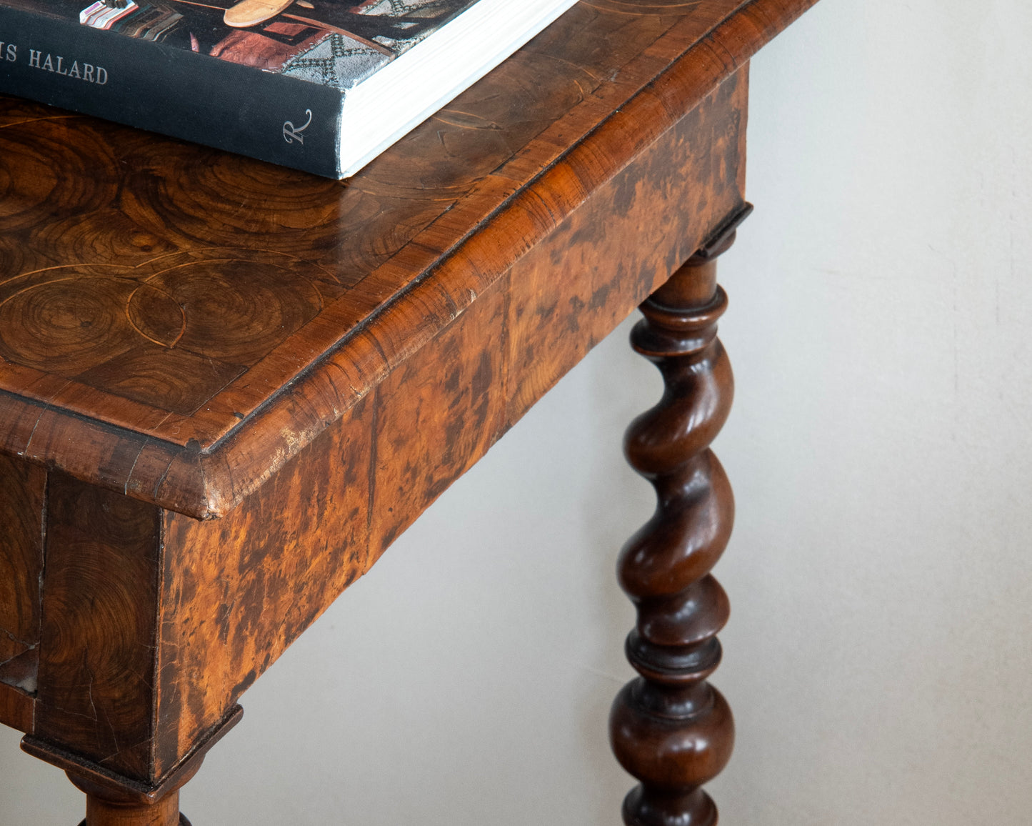 18th c, Oyster Console Table
