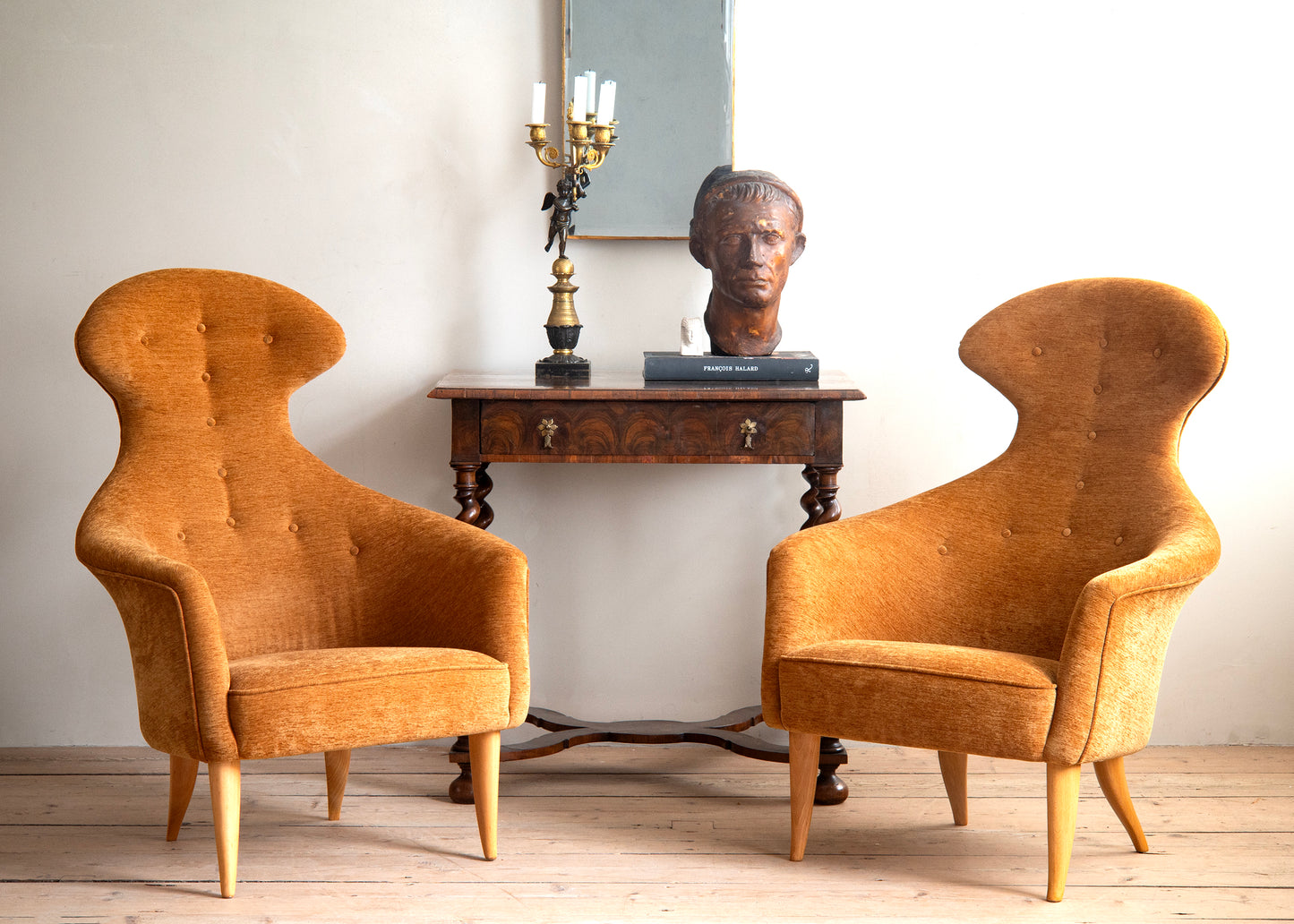 18th c, Oyster Console Table