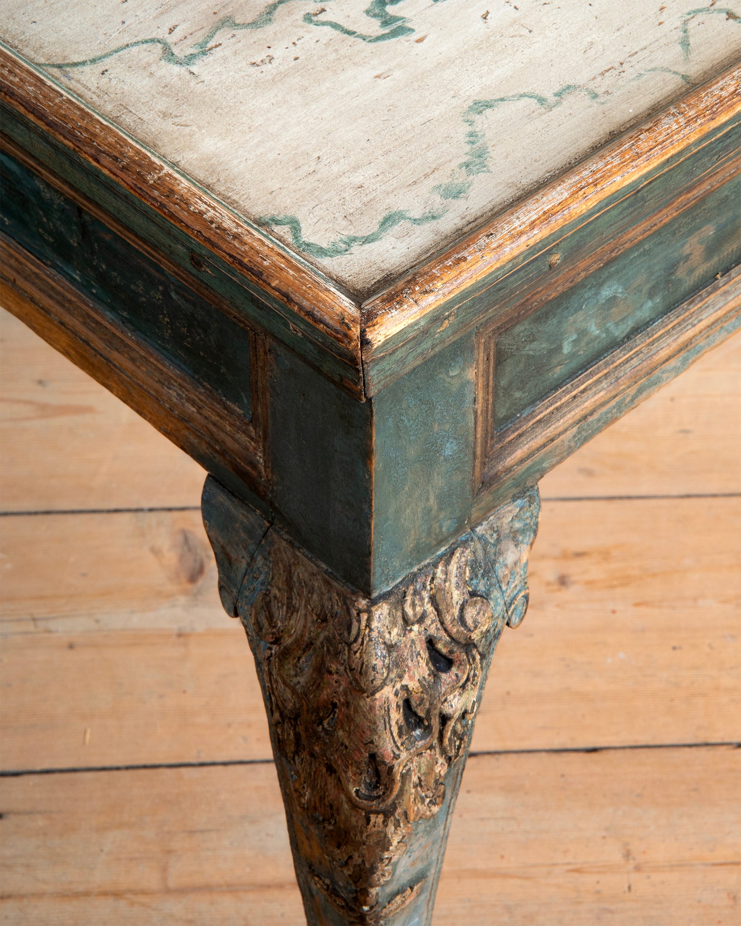18th c, Rococo Tray Table